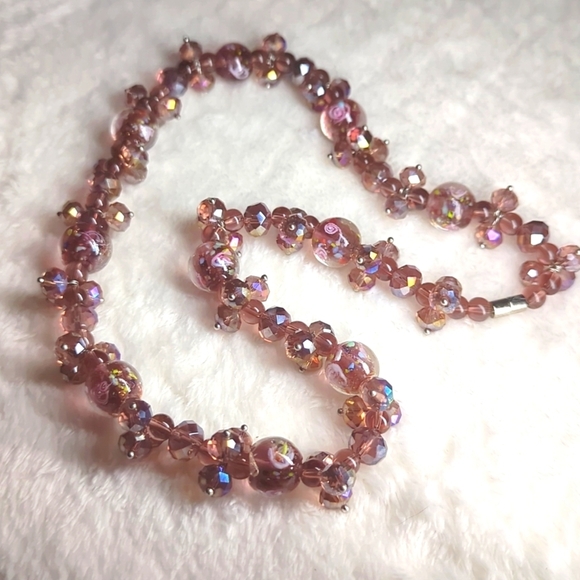 Beautiful Vintage Rosey/Mauve Crystal Beaded Necklace 20" Long - Picture 3 of 13